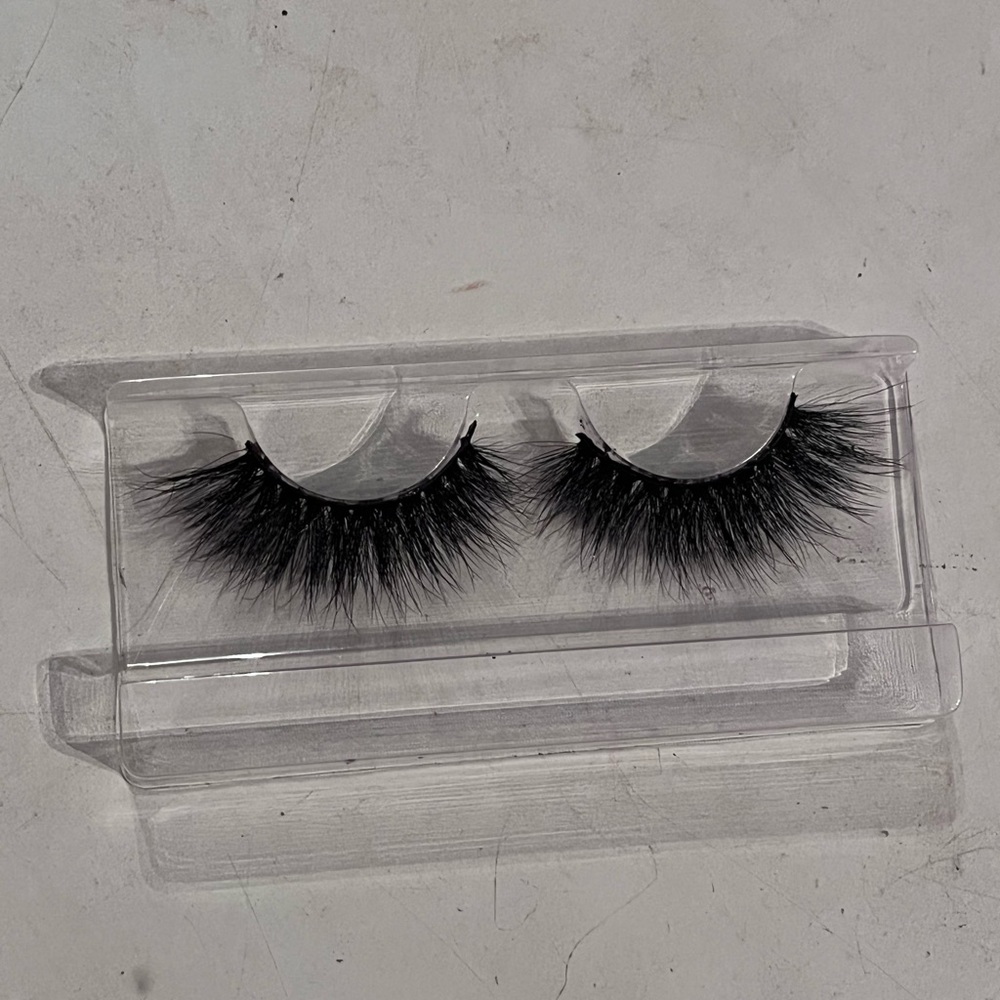 lashes